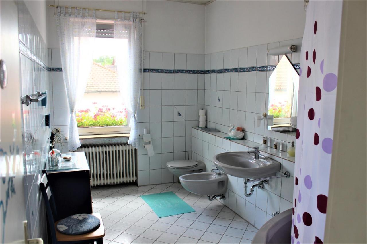 Hotel Zur Post Schwanheim Francoforte sul Meno Esterno foto